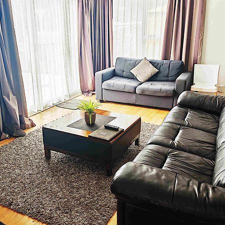Newlands Court Motel Веллингтон Экстерьер фото