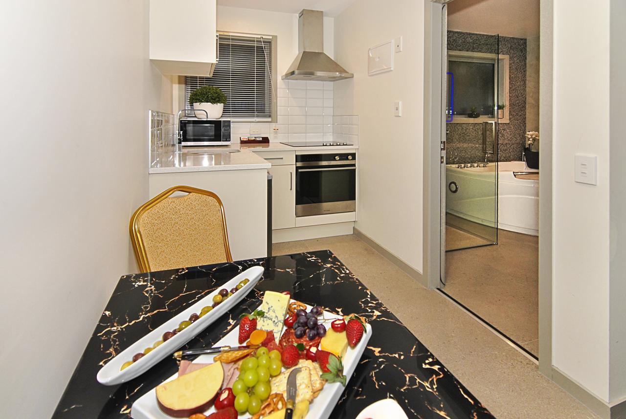 Newlands Court Motel Веллингтон Экстерьер фото