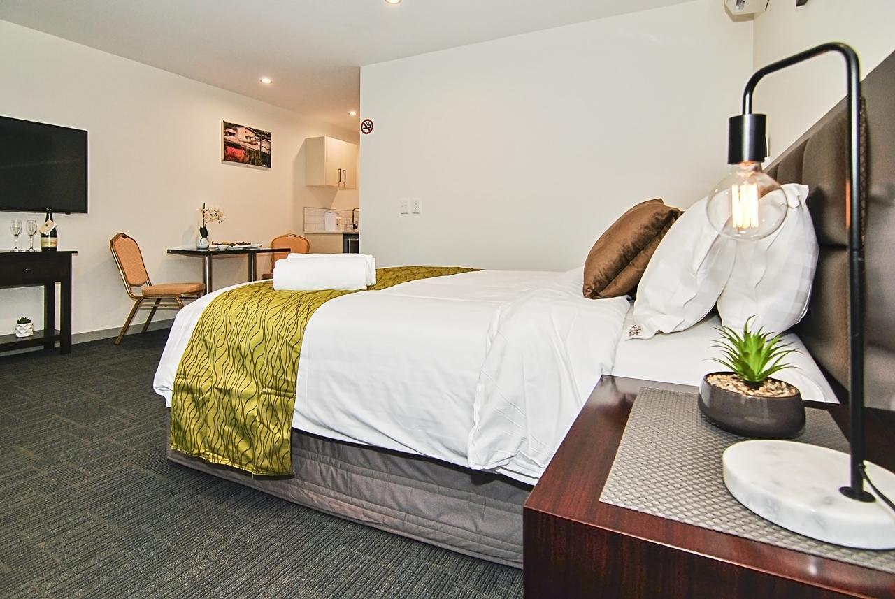 Newlands Court Motel Веллингтон Экстерьер фото