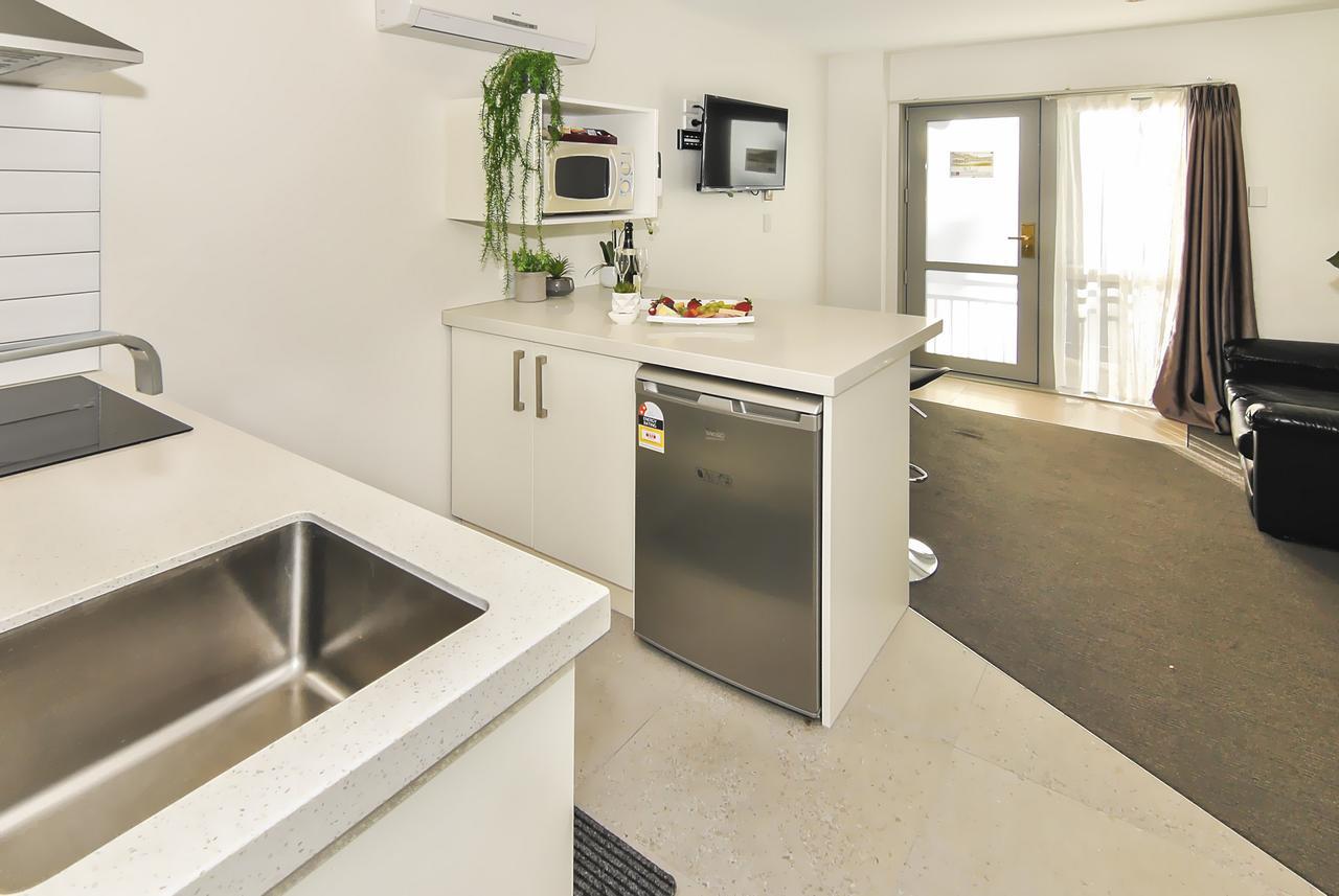 Newlands Court Motel Веллингтон Экстерьер фото
