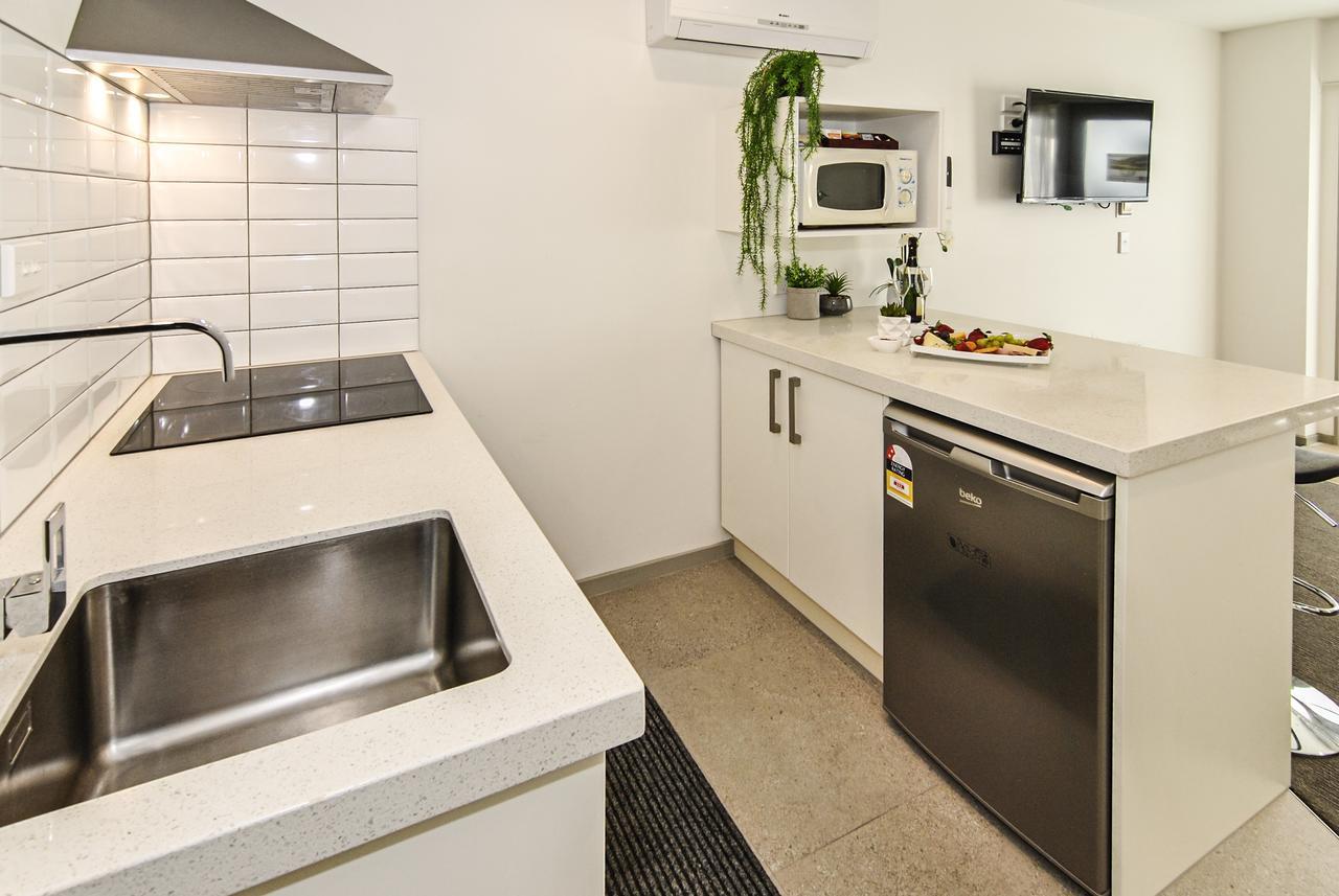 Newlands Court Motel Веллингтон Экстерьер фото