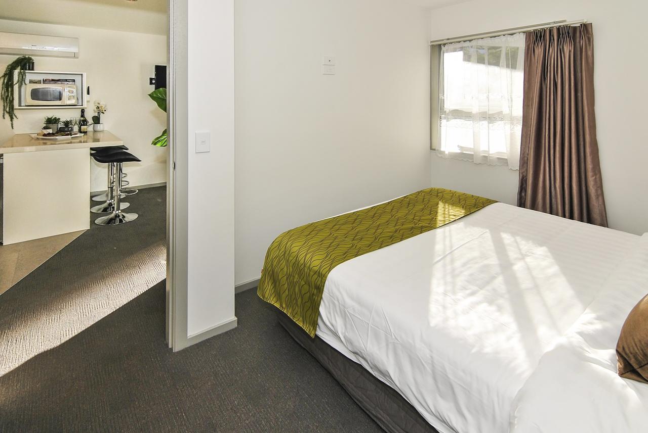 Newlands Court Motel Веллингтон Экстерьер фото